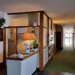 Hotel Carol